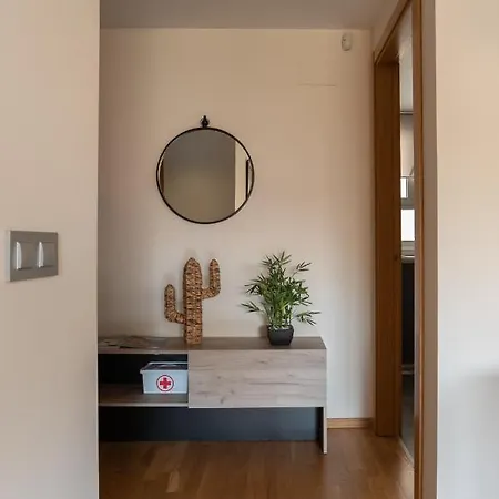 Bulevar 1 Con Parking Gratuito Apartment